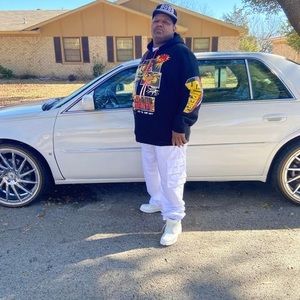 Meet your Posher, James